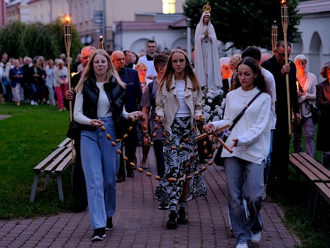 Zdjęcie 5 z 16