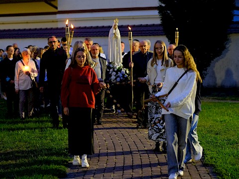 Zdjęcie 9 z 16