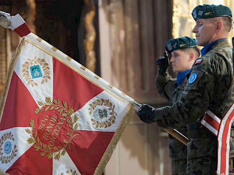 Zdjęcie 5 z 77
