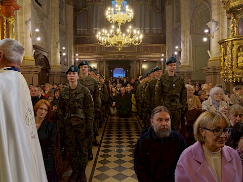 Zdjęcie 7 z 18