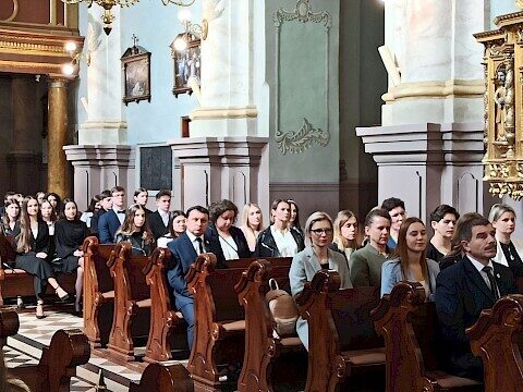 Zdjęcie 9 z 19