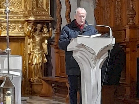 Zdjęcie 2 z 15