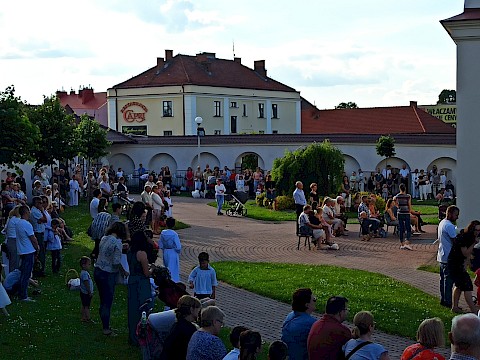 Zdjęcie 2 z 50