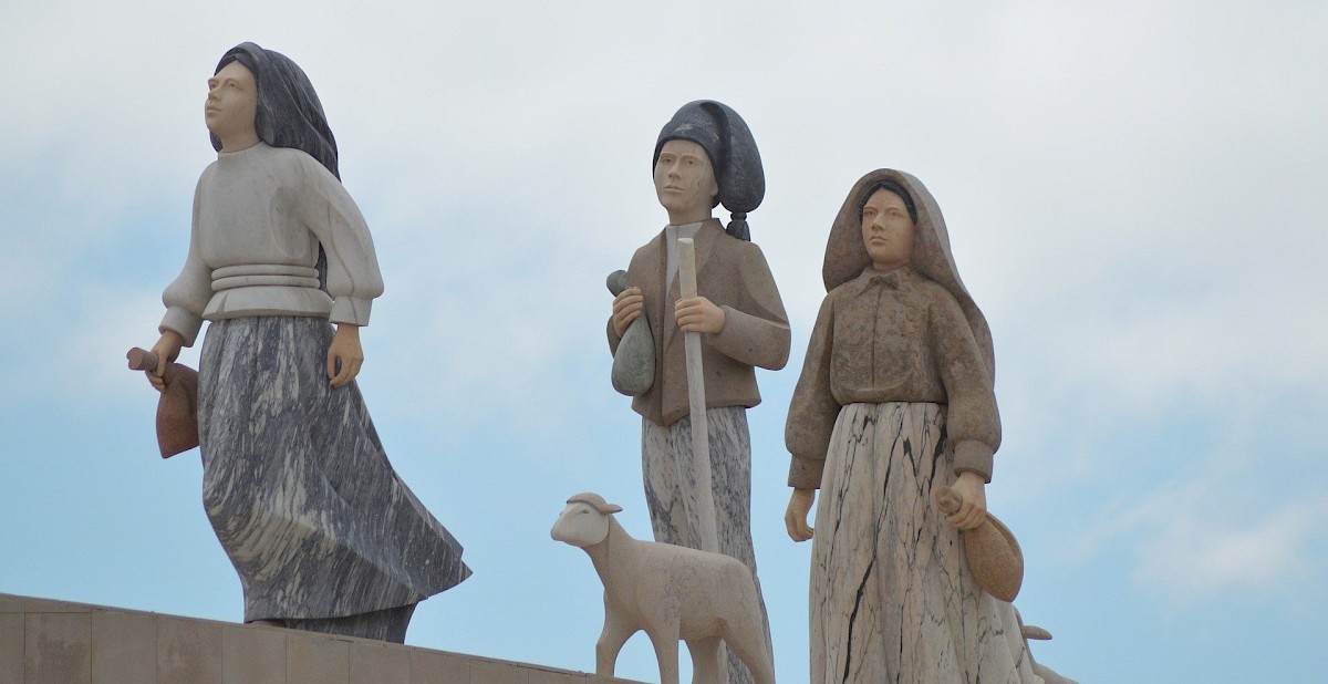 statue-4499206_1920 (2)