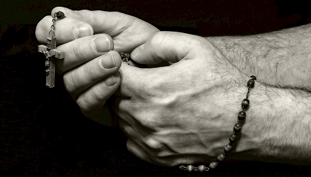 prayer-1926473 (2)