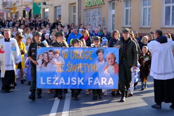 W drogę ze świętymi!